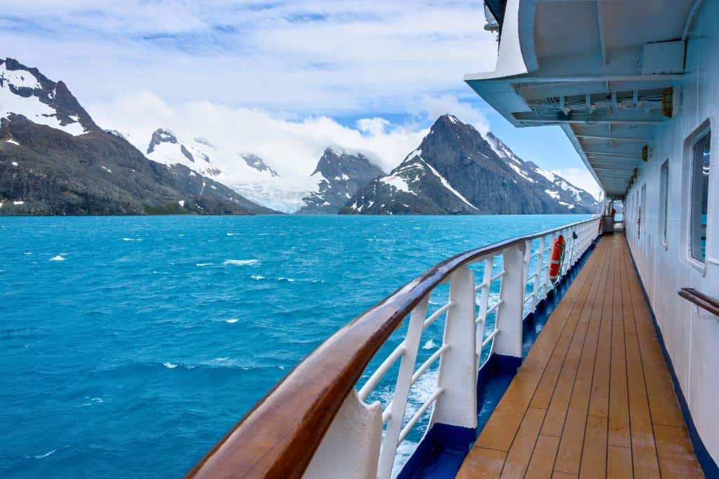 There are plenty of things to do in Juneau Alaska for those arriving via cruise ship